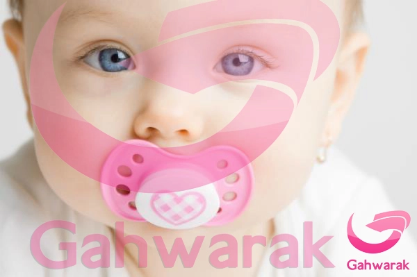 آیا باید به کودک پستانک بدهم؟ | گهوارک