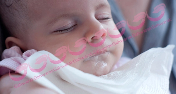 علت عق زدن کودک و نوزاد