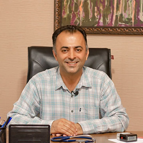 دکتر علی اکبر جامی در گهوارک