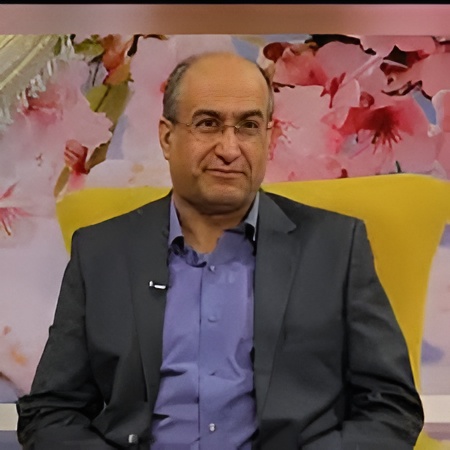 دکتر بابک عبدی نیا در گهوارک