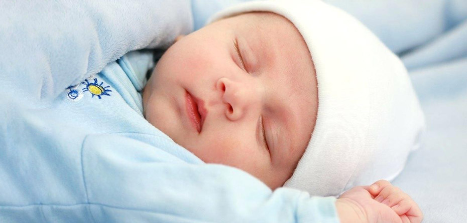 الگوی خواب نوزادان از تولد تا سه ماهگی