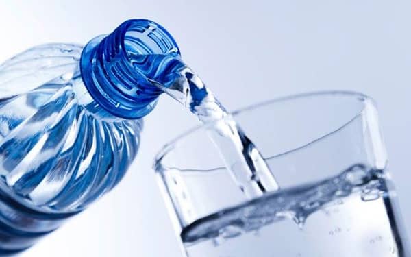 کدام نوع از آب آشامیدنی برای بدن مناسب است؟ | گهوارک