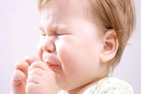 عطسه نوزاد و نکاتی در مورد گرفتگی بینی نوزاد