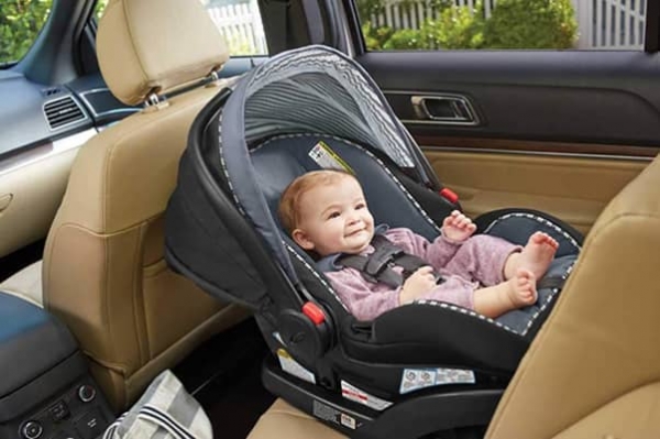 ایمنی کودک و نوزاد در اتومبیل