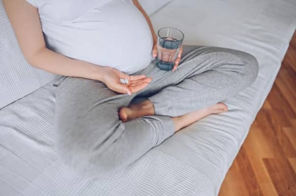 مضرات مصرف دارو در دوران بارداری