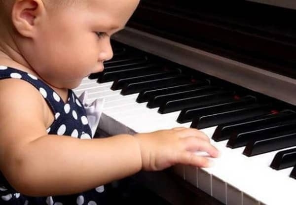 یادگیری و تأثیر موسیقی در کودکان